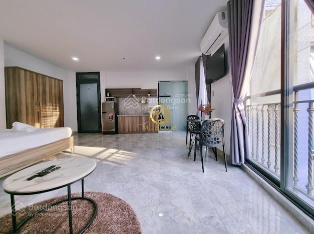 Cho thuê căn hộ siêu phẩm 2 ban công tại quận 3 gần nhà thờ đức bà , hồ con rùa