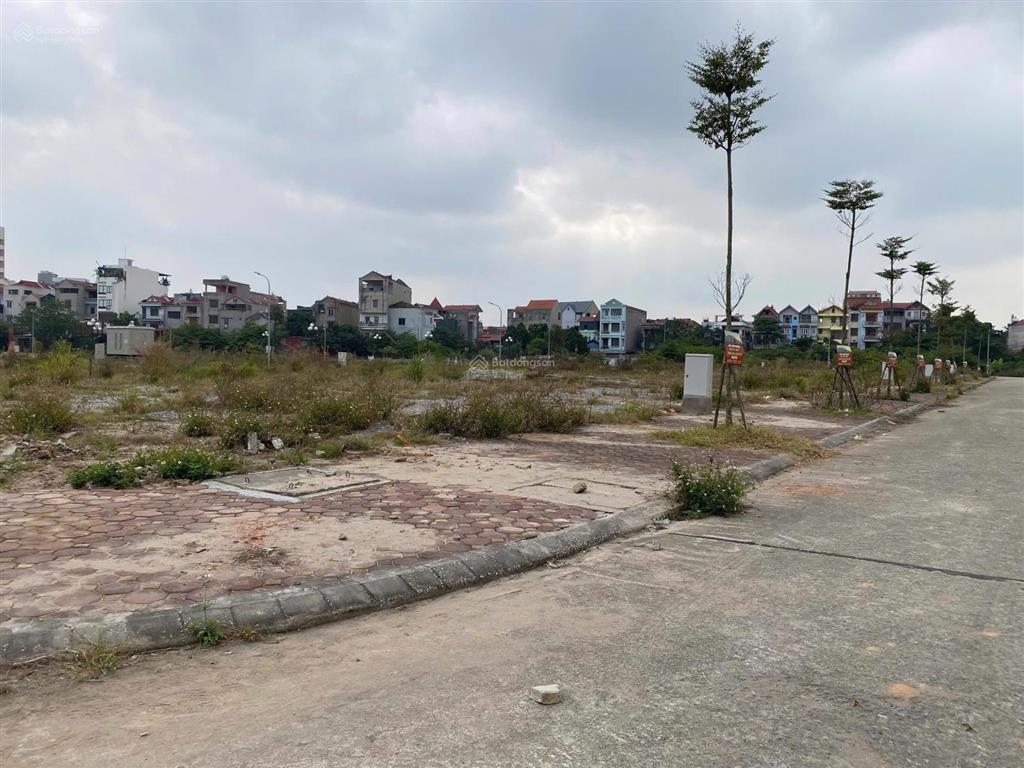 Bán nhanh 1 lô đất đẹp tam giác phù khê bắc ninh cạnh hà nội