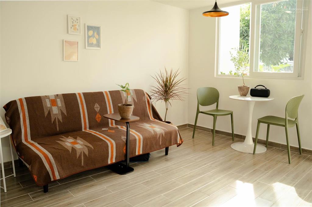 Cho thuê căn hộ duplex bancol rộng 60m2 ngay trung tâm thành phố  đầy đủ nội thất