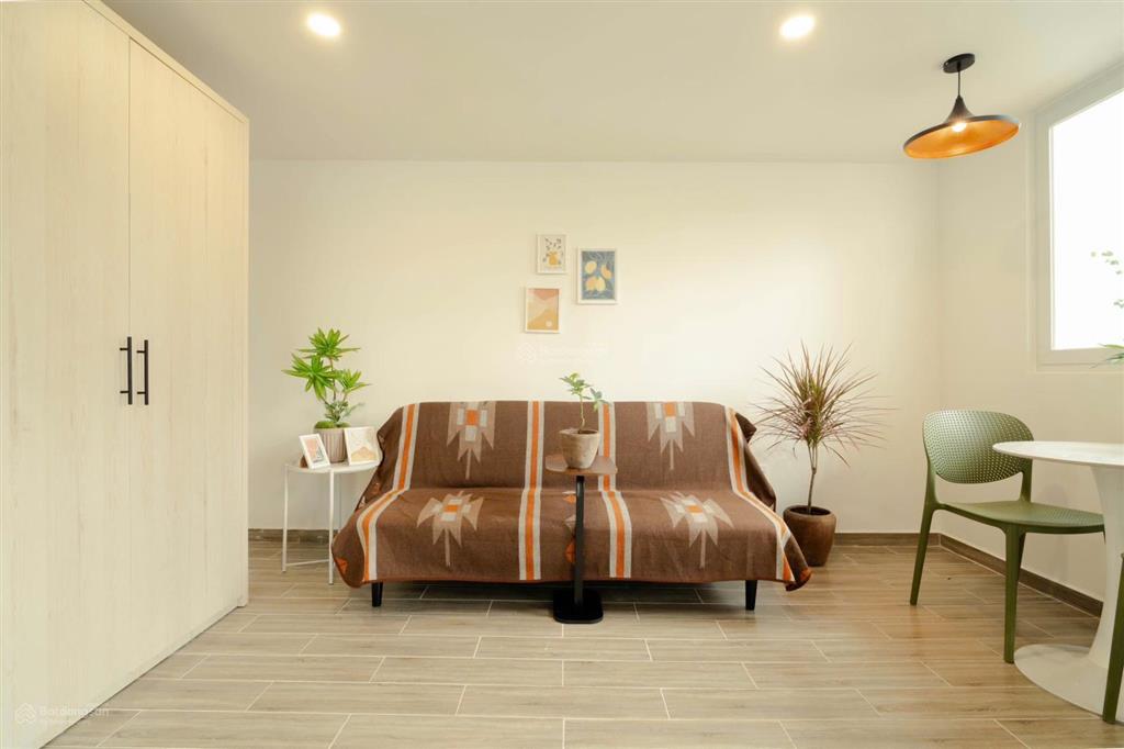 Cho thuê căn hộ duplex bancol rộng 60m2 ngay trung tâm thành phố  đầy đủ nội thất