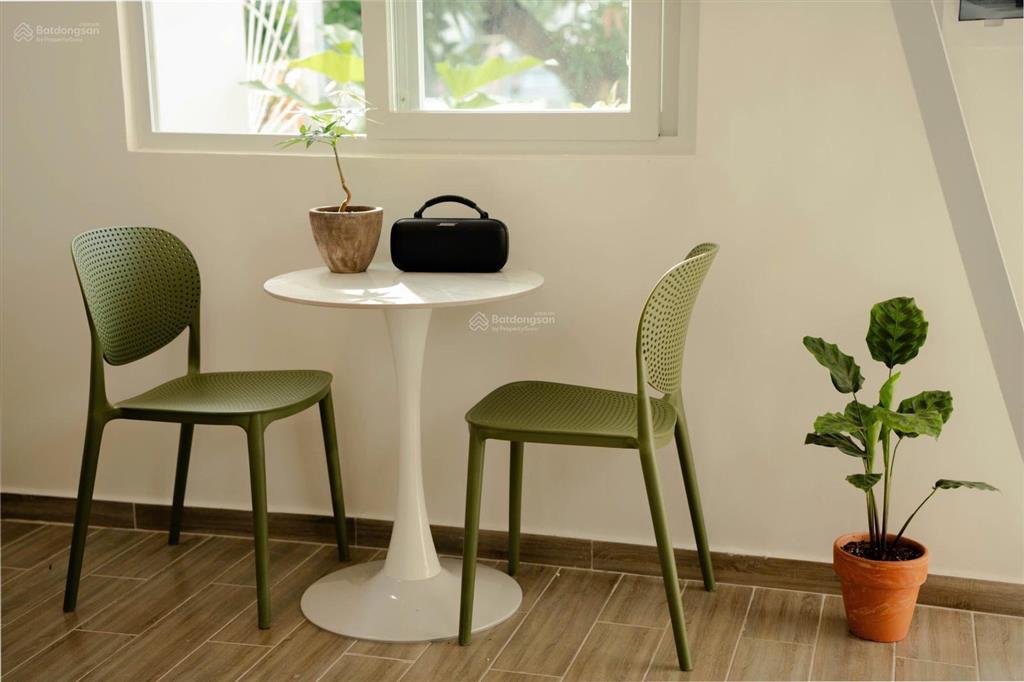 Cho thuê căn hộ duplex bancol rộng 60m2 ngay trung tâm thành phố  đầy đủ nội thất