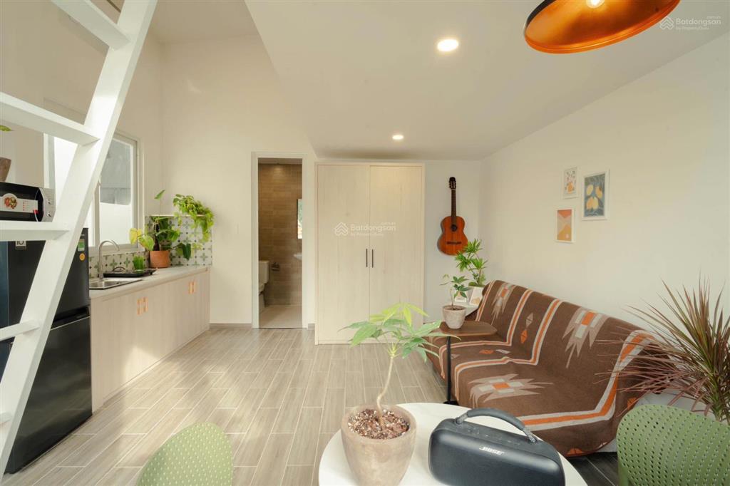 Cho thuê căn hộ duplex bancol rộng 60m2 ngay trung tâm thành phố  đầy đủ nội thất