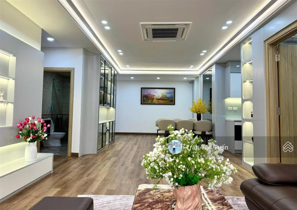 Căn hộ cao cấp ở ngoại giao đoàn tòa no4b t1, tầng 20, 130m² 3pn + 2wc, full nội thất ở ngay, 14 tỷ