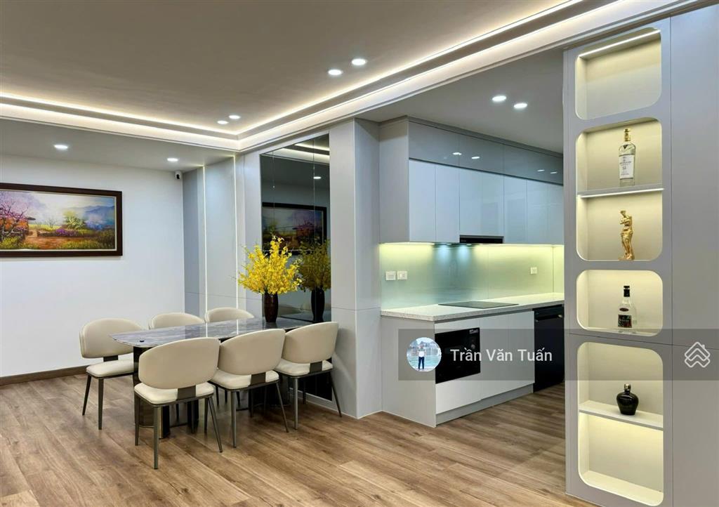 Căn hộ cao cấp ở ngoại giao đoàn tòa no4b t1, tầng 20, 130m² 3pn + 2wc, full nội thất ở ngay, 14 tỷ