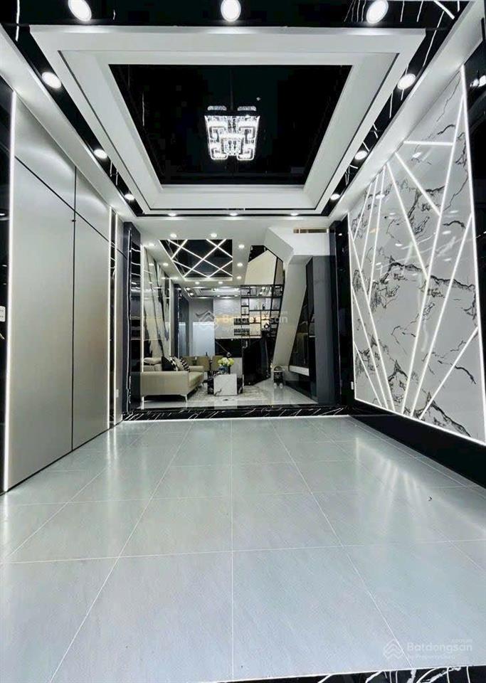 Nhà mới full nội thất xe hơi vào nhà. nhà khu phân lô dân trí cao khu dân cư sài gòn mới  thôn