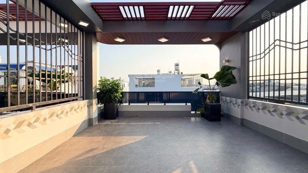 Nội thất cao cấp ngay khu dân cư omely. chỉ hơn 11 tỷ. gần 82m2