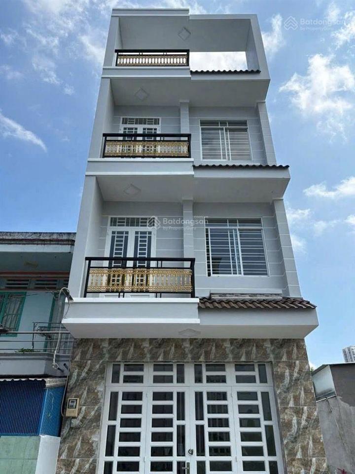 Nhà 4 tầng ở ngay gần phú mỹ hưng huỳnh tấn phát cách mặt tiền chỉ 100m dt 55m2. hơn 6 tỉ