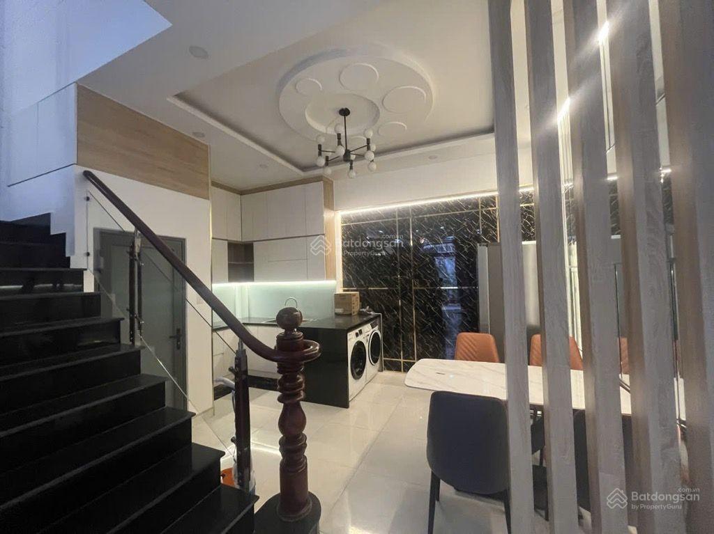 Siêu phẩm 3 tầng full nội thất hẻm xe tải, cạnh q7, đào tông nguyên, nhà bè, hơn 6 tỉ. 55m2