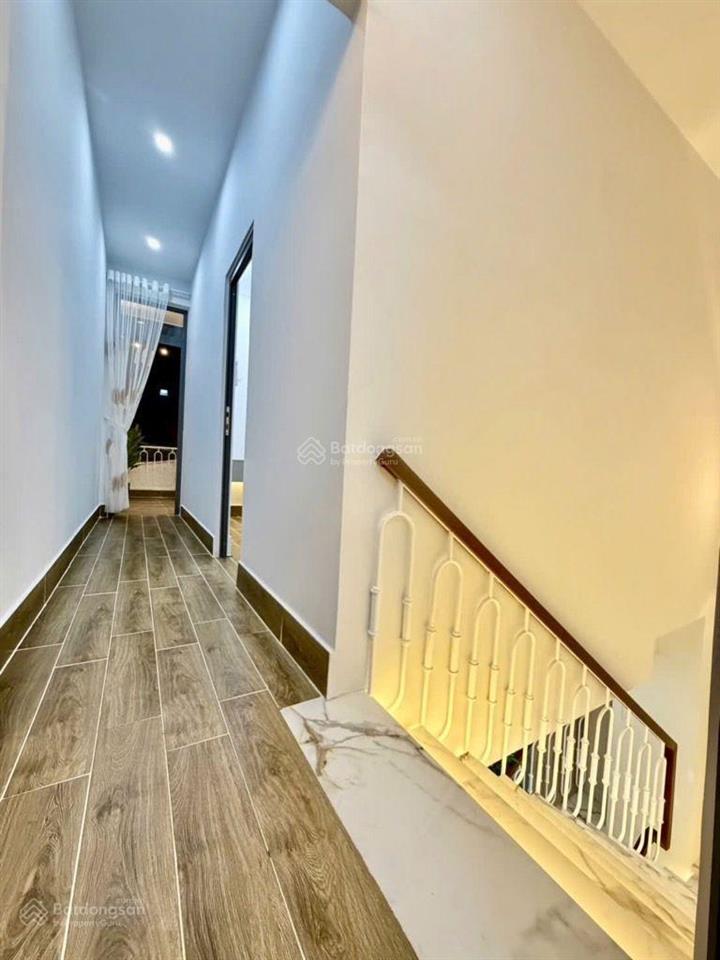 Nhà mới tinh full nội thất chỉ 4.39 tỷ hẻm 1716 huỳnh tấn phát kế bên quận 7