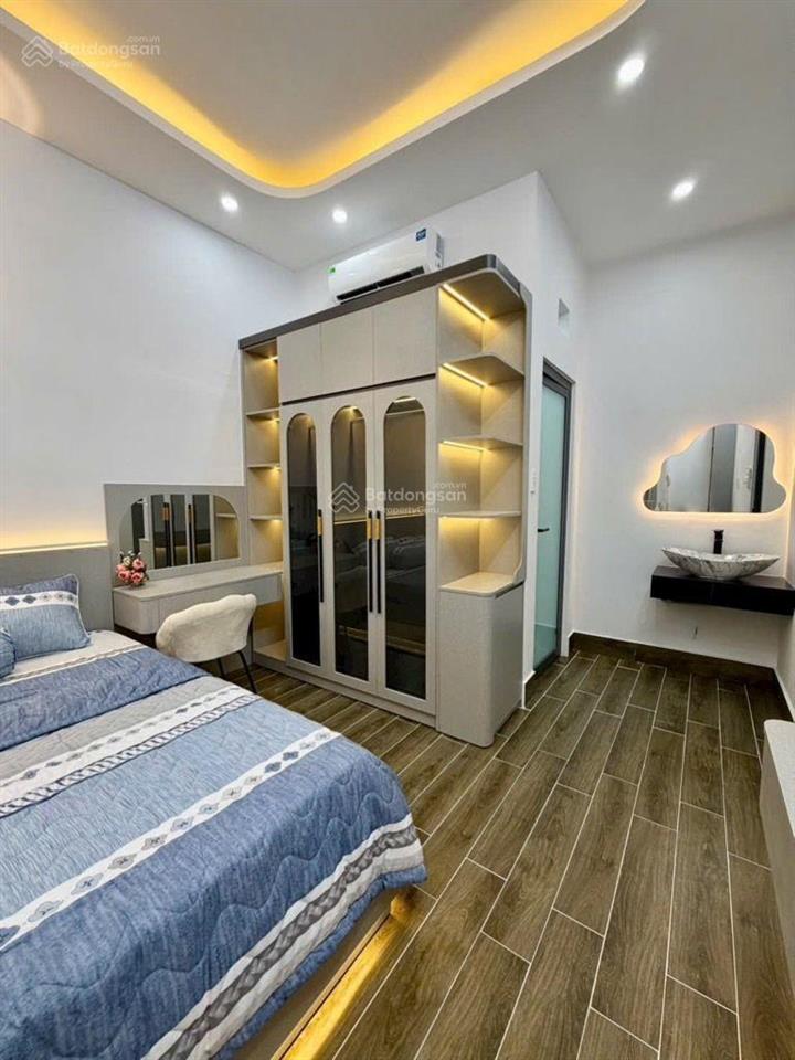 Nhà mới tinh full nội thất chỉ 4.39 tỷ hẻm 1716 huỳnh tấn phát kế bên quận 7