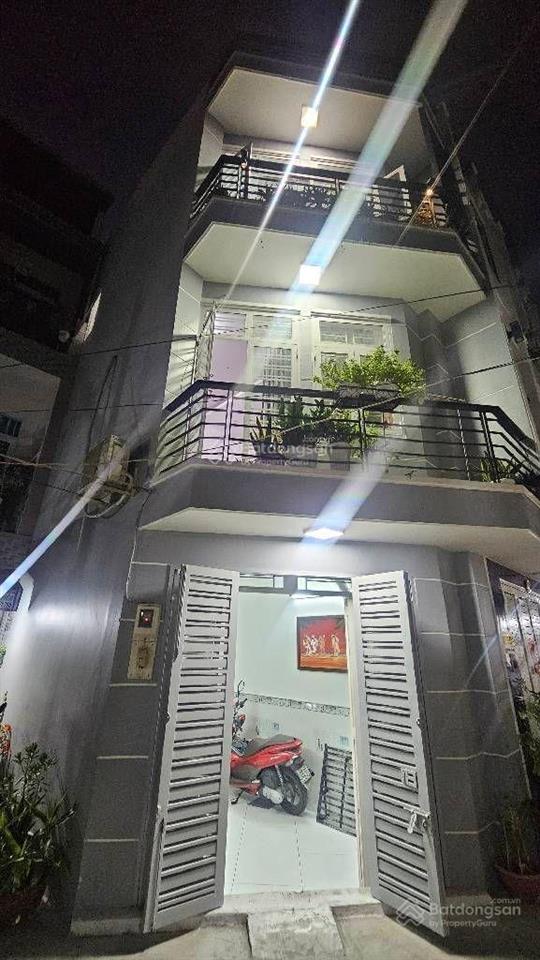 Nhà 3 tầng gần mt huỳnh tấn phát phú thuận q7, duy chuyển nhanh qua pmh  nhỉnh 6 tỷ