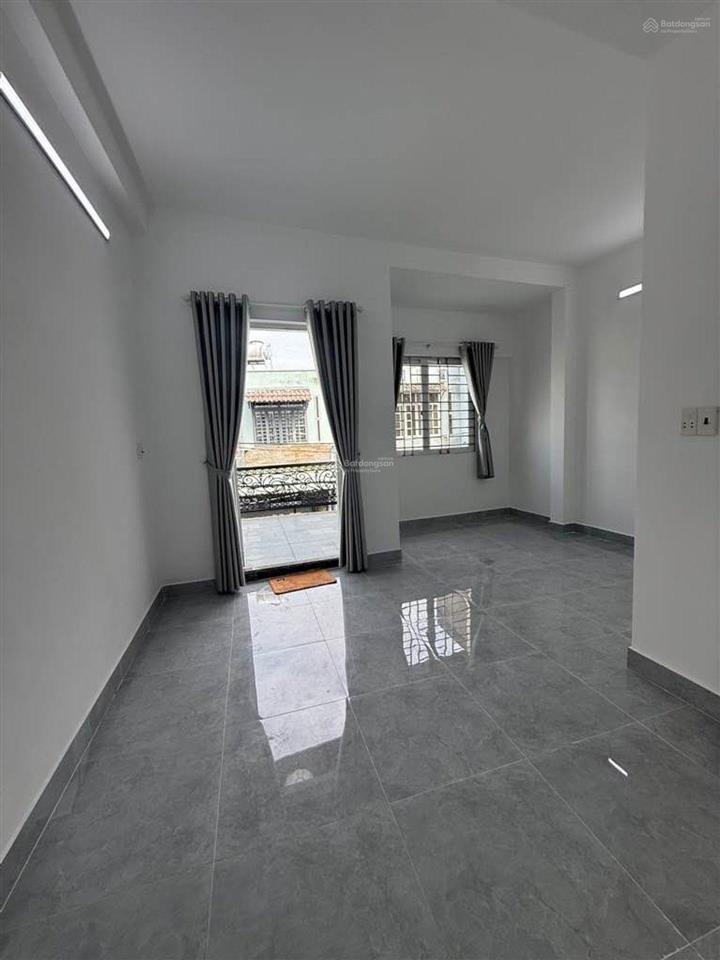 Nhà 3 tầng mới đẹp đường 8m xe hơi tránh chỉ 3.1 tỷ  ngay nguyễn thị hương