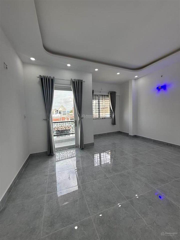Nhà 3 tầng mới đẹp đường 8m xe hơi tránh chỉ 3.1 tỷ  ngay nguyễn thị hương