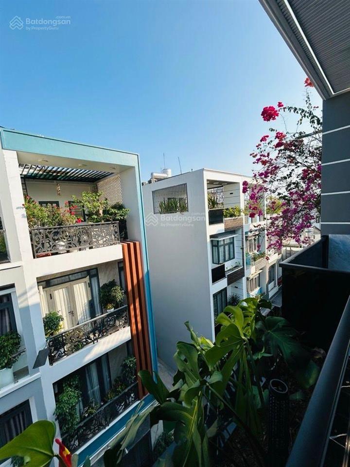 Nhà mới full nội thất xe hơi vào nhà
cạnh q7  ngay khu dân cư thesun  đào tông nguyên  nhỉnh 