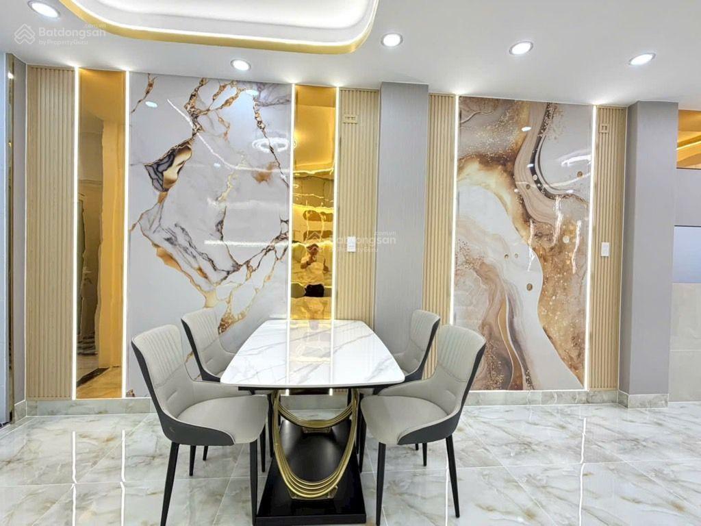 Nhà đẹp huỳnh thị đồng gần trung tâm hành chính nhà bè  đi pmh chỉ vài phút hơn 8 tỷ xíu