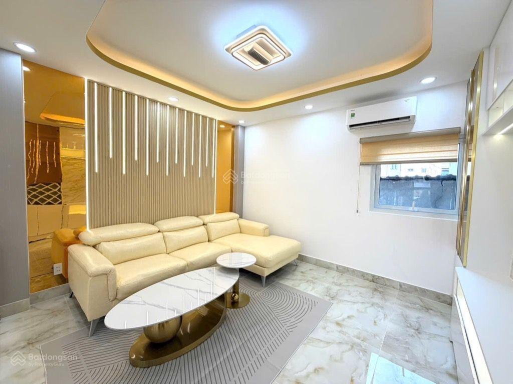 Nhà đẹp huỳnh thị đồng gần trung tâm hành chính nhà bè  đi pmh chỉ vài phút hơn 8 tỷ xíu