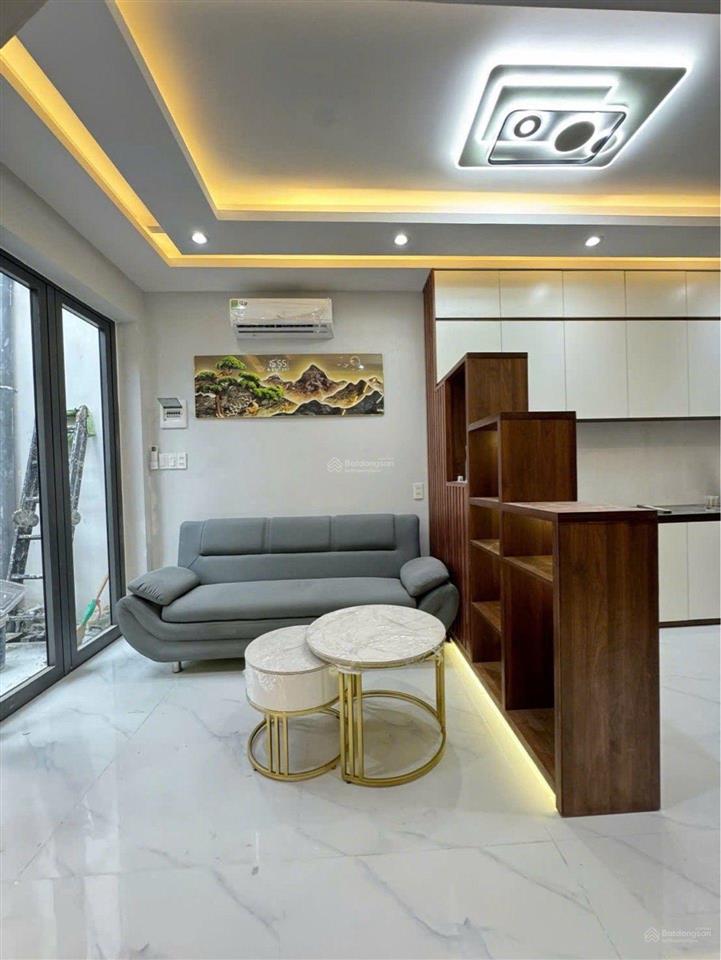 Siêu phẩm hơn 4 đ ngay trung tâm q7  kế bên pmh  huỳnh tấn phát  44m2