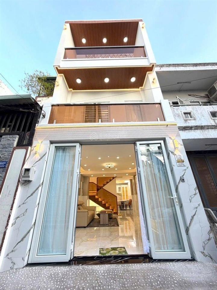Huỳnh tấn phát nhà bè thuận tiện kinh doanh buôn bán  gần chợ phú xuân  sát bên q7
