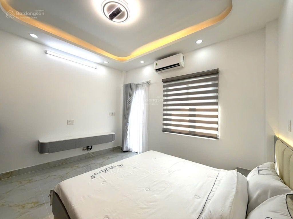 Huỳnh tấn phát nhà bè thuận tiện kinh doanh buôn bán  gần chợ phú xuân  sát bên q7