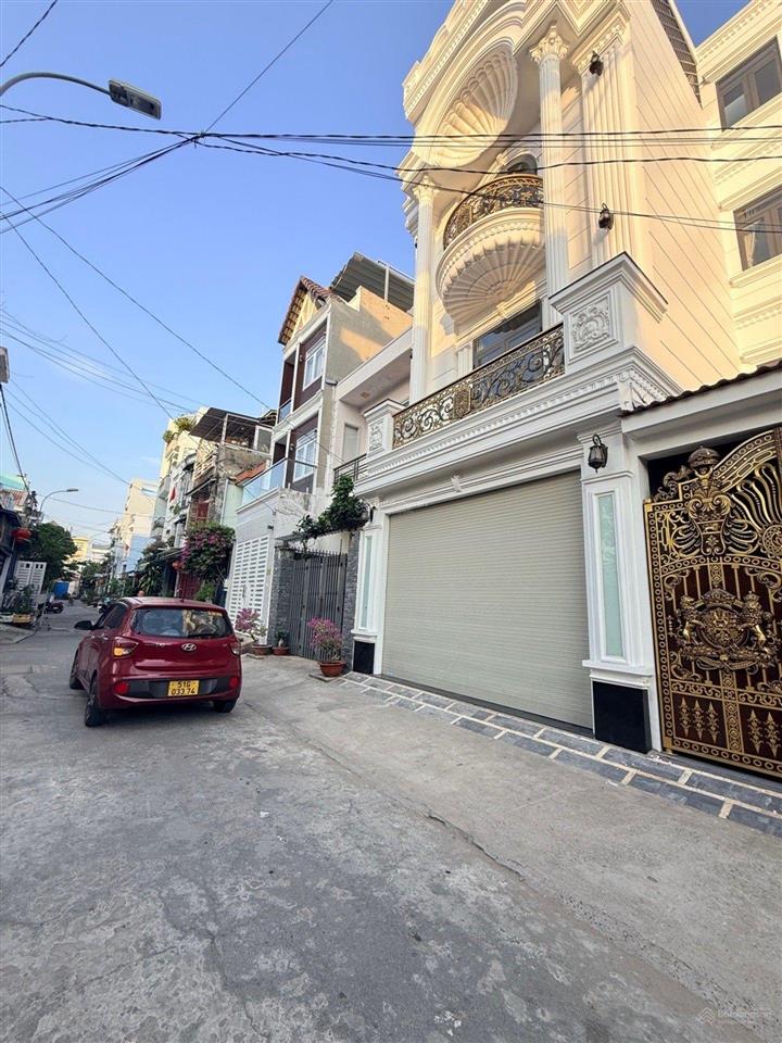 Biệt thự ngay thị trấn nhà bè đường nhựa xe hơi tránh nhau  kế bên pmh  ngay kdc sài gòn mới