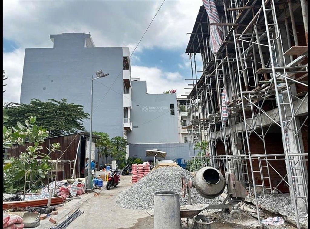 Đất đẹp khu vip khép kín quận 7, được xây đến 6 tầng, tân thuận đông. nhỉnh 9 tỷ