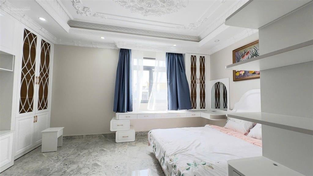 Giảm sâu chỉ còn 8,9 t.y nhà 4 tầng , sát bên pmh, gần chung cư đức khải 85m2 ôtô ngủ nhà