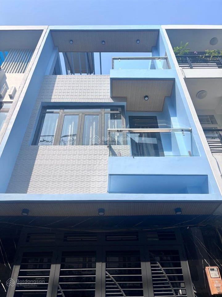 Nhà đẹp 5pn  đường xe hơi  cách phú mỹ hưng 10 phút, 66m2, chưa đến 7 tỉ