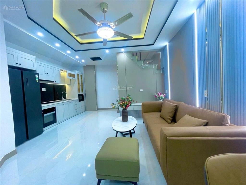Siêu phẩm nhà góc 2 mặt hẻm shr full nội cách q7 vài phút huỳnh tấn phát. nhà bè