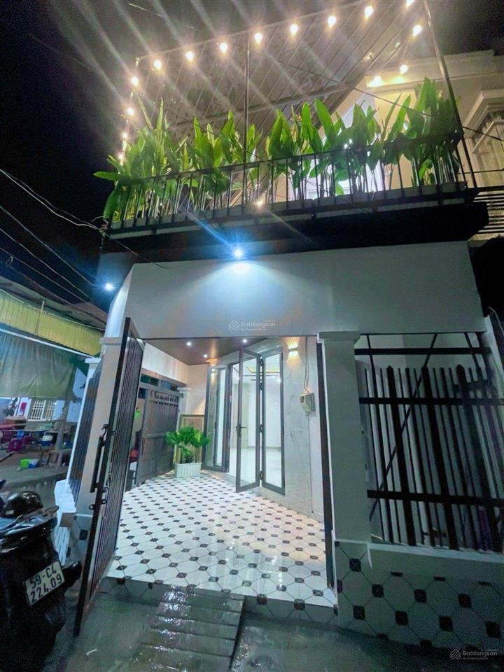Siêu phẩm nhà góc 2 mặt hẻm shr full nội cách q7 vài phút huỳnh tấn phát. nhà bè