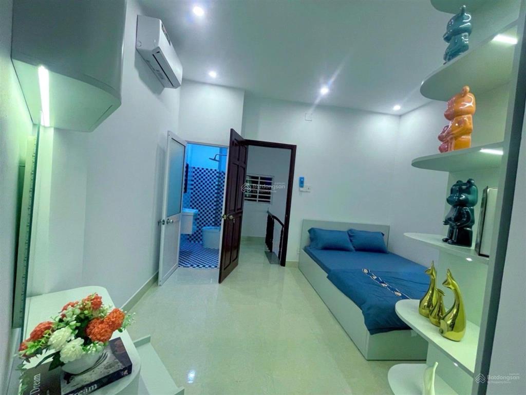 Siêu phẩm nhà góc 2 mặt hẻm shr full nội cách q7 vài phút huỳnh tấn phát. nhà bè