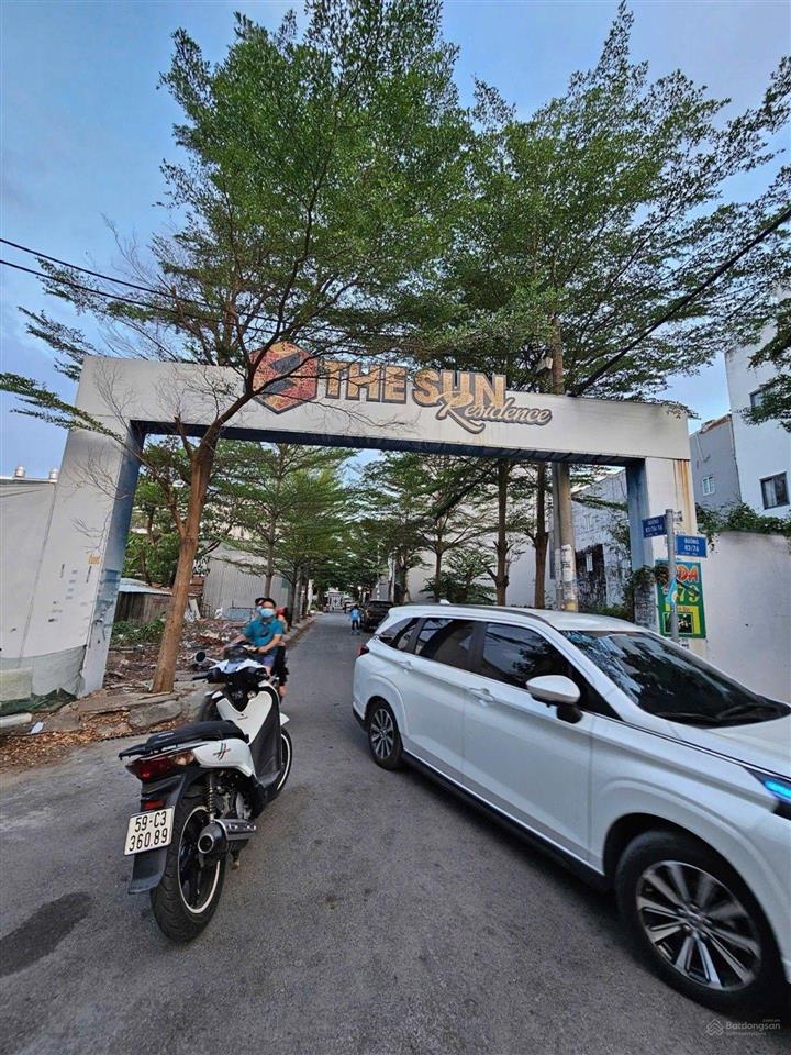 Nhà đẹp 4t, hxh 8m kdc thesun 4pn, sổ hồng hoàn công. nhỉnh 6 tỏi