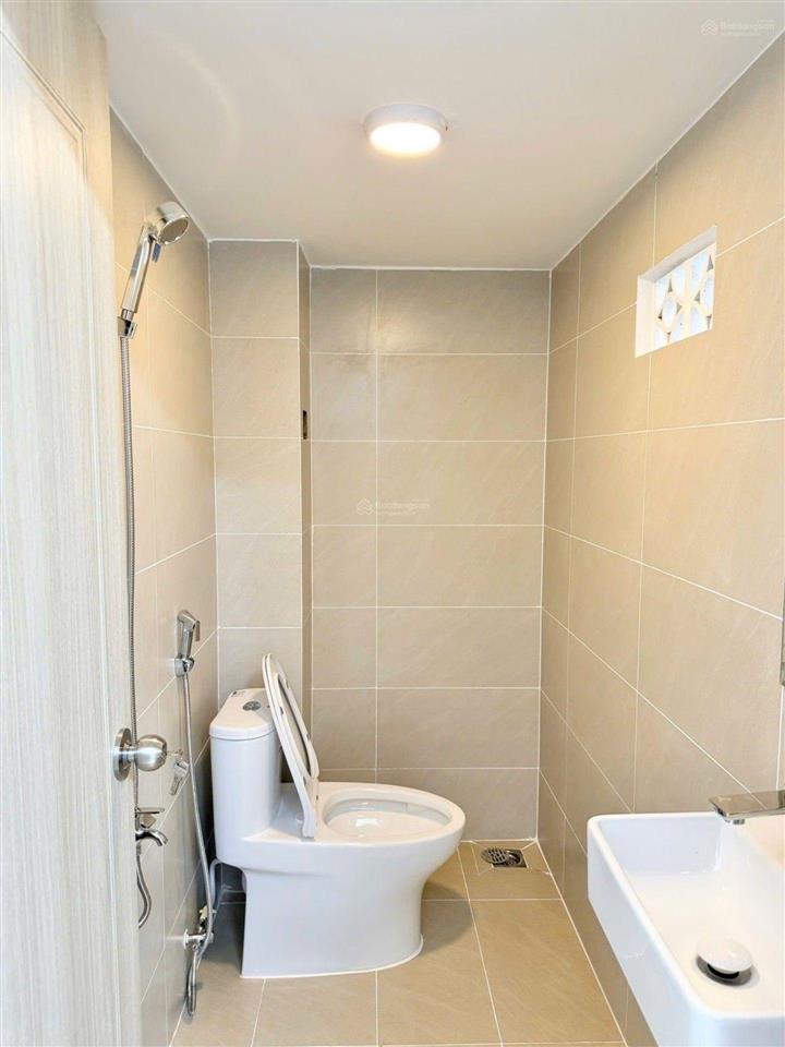 Sát lâm văn bền, phú mỹ hưng quận 7 . chỉ vài củ  thương lượng chính chủ