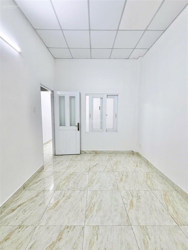 Sát lâm văn bền, phú mỹ hưng quận 7 . chỉ vài củ  thương lượng chính chủ