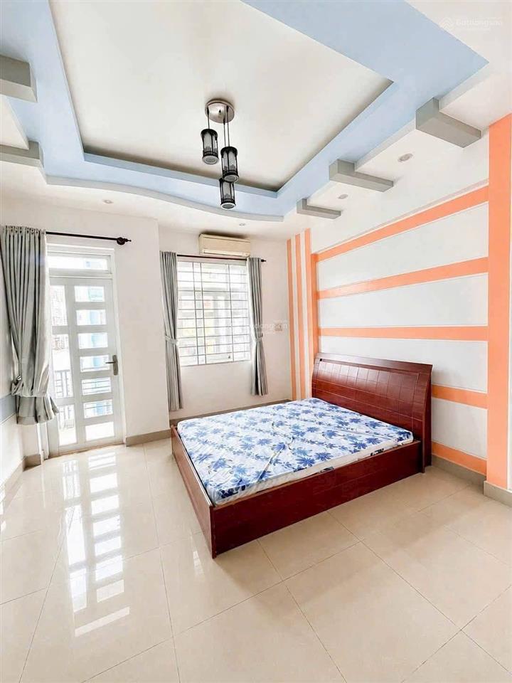 Nhà mặt tiền đường số kdc phú mỹ 3 lầu4pn, ngang 5m, quận 7 view sông cực đẹp cách phú mỹ hưng