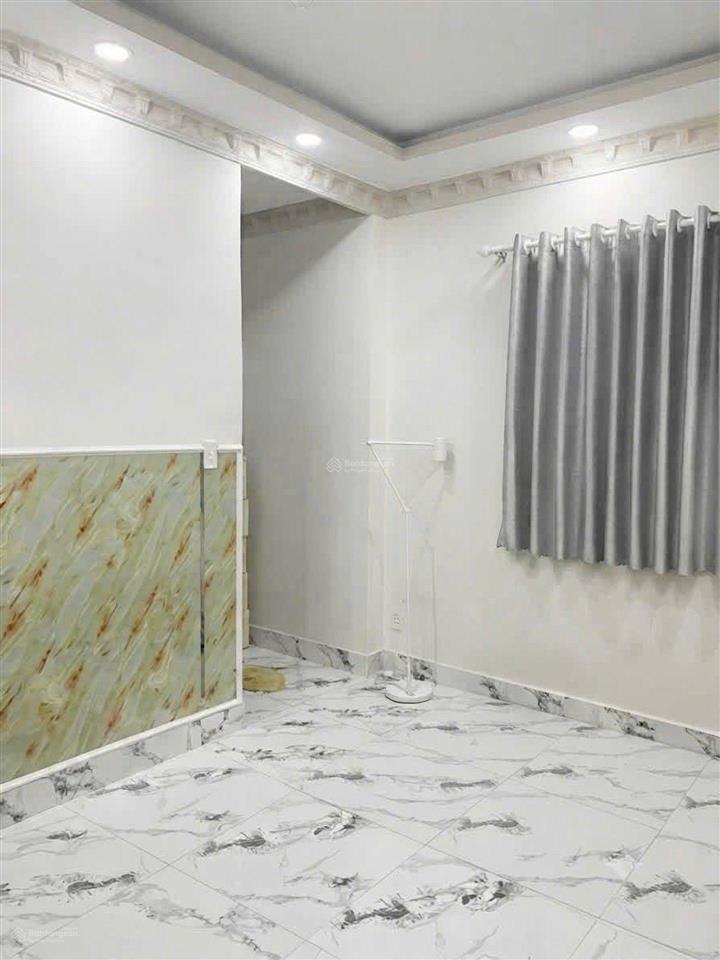 4 tỷ 650 nhà đẹp gần quận 7, gần huỳnh thị đồng, cầu phú xuân, huỳnh tấn phát, nhà bè
