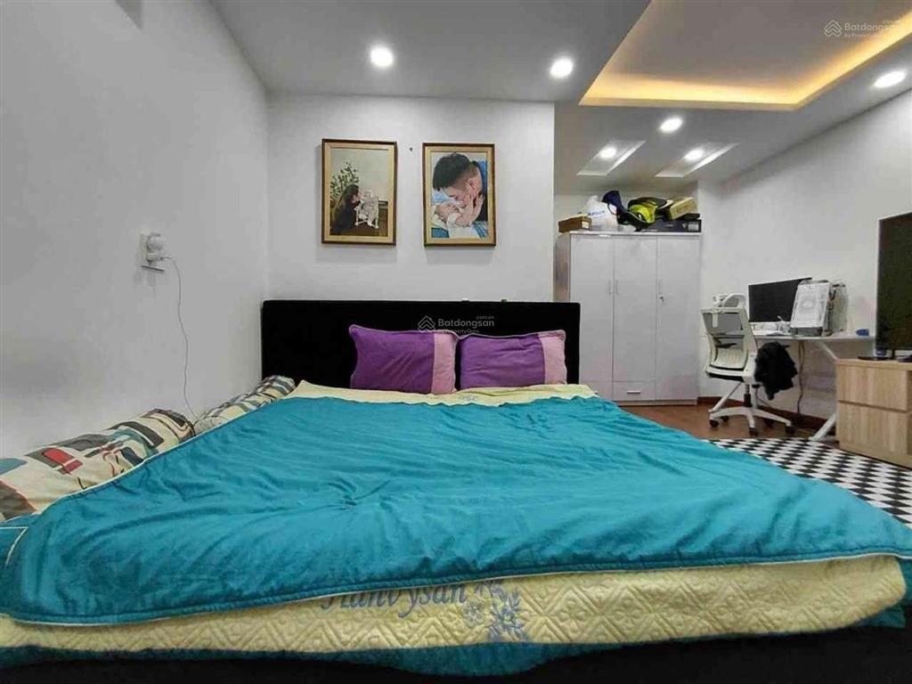 Cách q7 chỉ 1 cây cầu,cạnh phú mỹ hưngchỉ hơn 4t.ỷ shr cạnh