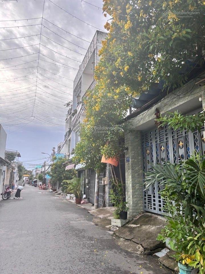 Biệt thự tân cổ điển gần 100 m hẻm 8m ô tô quay đầu giá chỉ 8đ (tl)