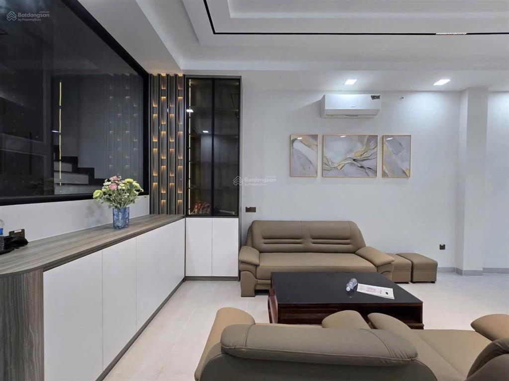 Nhà mặt tiền phường tân hưng quận 7 shr, 4 tầng 5pn. thang máy đường 12m chỉ 18.2 tỷ tl