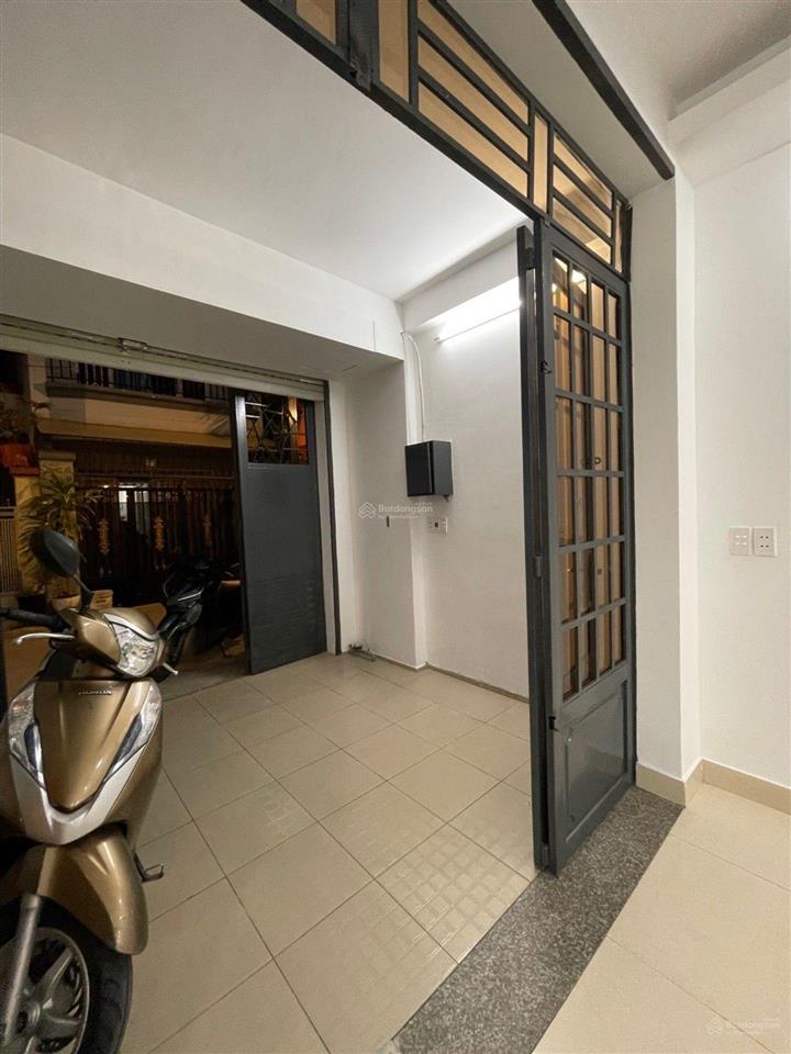 Nhà 2 mặt tiền trước sau xe hơi vào nhà 4 tầng, 5pn hẻm 5m huỳnh tấn phát q7. chỉ 7 tỷ hơn