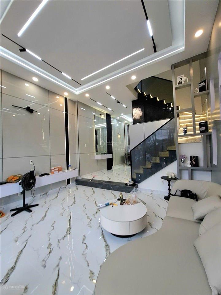 Nhà đẹp hẻm xe hơi huỳnh tấn phát 5,96 tỷ. 54m2, 3pn, 2 tầng + sân thượng