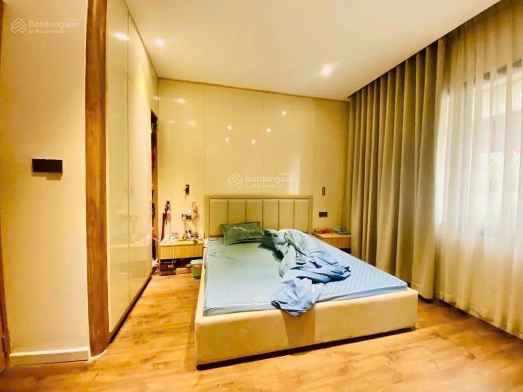 Nhà đẹp, hẻm 8m  khu vip k300  5 tầng, 6x14  cho thuê 40tr/tháng