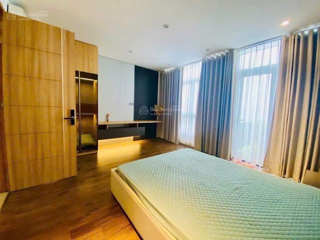 Nhà đẹp, hẻm 8m  khu vip k300  5 tầng, 6x14  cho thuê 40tr/tháng