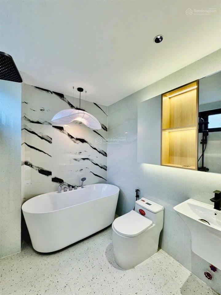 Biệt thự q3, hẻm 8m  khu vip cmt8  6x13m, 3 tầng  cho thuê 30tr/tháng