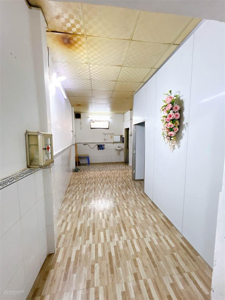 Quận 8 nhà 143m2  nở hậu  đường 8m, giá dưới 50tr/m2?, chủ ngộp nặng