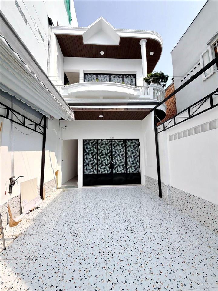 Bán căn chdv đặng chất p2 q8  thu nhập 45tr/tháng  nở hậu hẻm xe hơi 6m