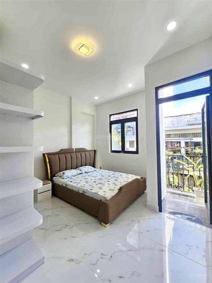 Nhà mới 2 tầng  mặt tiền ngay khu ẩm thực làng ốc  p1 quận 8 (giá tốt)