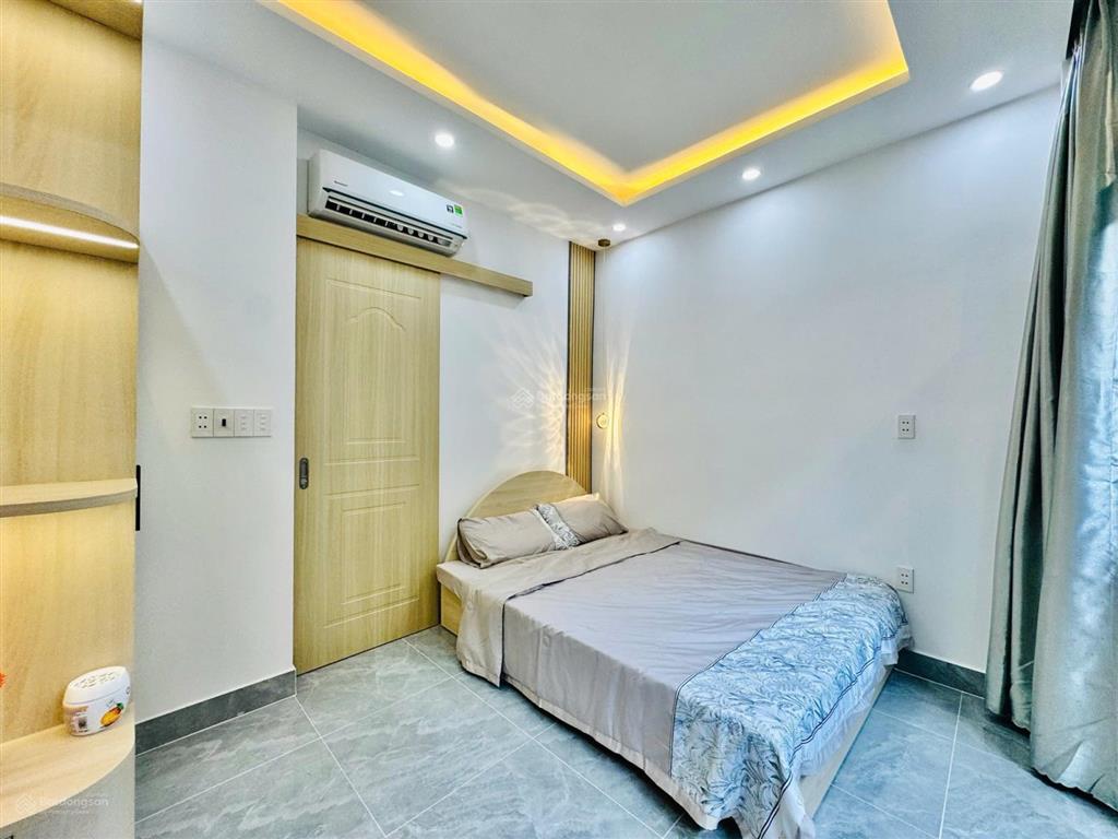 Xuất cảnh bán gấp  bán nhà tăng bạt hổ 31m² 3 tầng  5.75 tỷ