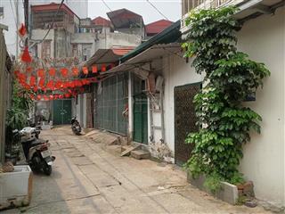 Chính chủ cho thuê nhà khép kín ngõ 202 nguyễn chính, hoàng mai 35m2, 3tr/ tháng