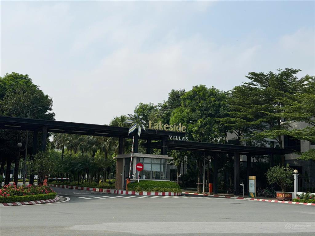 Bán biệt thự kdt lakeside villas mailand hanoi 270m2 230 triệu/m2, 3 bước ra hồ