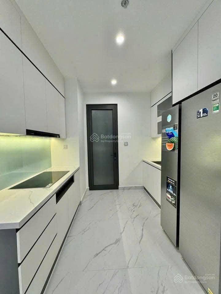 Cho thuê cc tại kingdom 101, giá tốt, 17 triệu vnd, 78 m2, 2pn, 2wc. 0932 132 *** gặp hiển